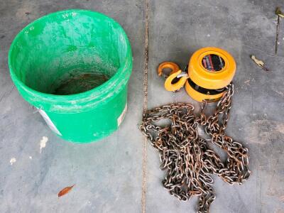 TOYO Manual Chain Hoist, Orange with Yellow Safety Hooks