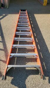 Louisville FS1412HD 16 ft Fiberglass Ladder, 375 lb Load, Type IAA, SHOX, 12 Rungs