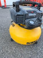 DeWALT 6-Gallon Pancake Air Compressor, 165 PSI, 2.6 SCFM, DWFP55126, Serial 2071086622 - 3