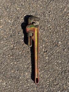 RIDGID 18" Heavy Duty Pipe Wrench, The Ridge Tool Co. Elyria Ohio USA, Cast Iron, 2.5" Jaw Cap