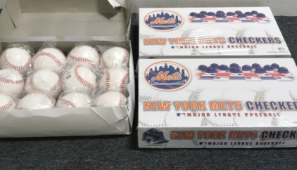 (12) Steiner Baseballs New In Box (2) New York Mets Checker Set