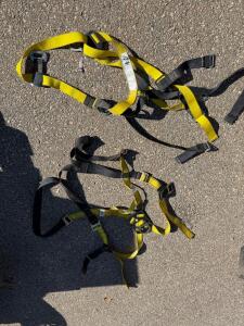 SafeWaze 10910S Universal Full Body Safety Harness, 310 lb Capacity, Yellow/Black, Serial 46433
