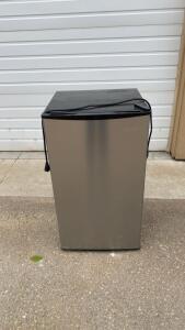 Stainless Steel Mini Fridge, 3.2 cu ft, 3 Shelves, No Freezer- Works