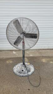 Industrial Pedestal Fan, 30" Diameter, 3-Speed, 1/4 HP Motor, Adjustable Height- Works
