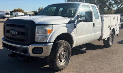 2011 FORD F-350 - DIESEL!