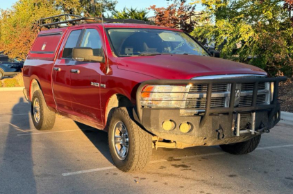 2010 DODGE RAM 1500 - 4X4!