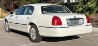 2004 LINCOLN TOWN CAR ULTIMATE - SUNROOF! - 3