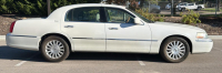 2004 LINCOLN TOWN CAR ULTIMATE - SUNROOF! - 7