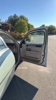 2004 LINCOLN TOWN CAR ULTIMATE - SUNROOF! - 15