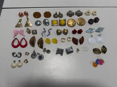Large Lot of 30 Vintage & Retro Earrings &ndash; Assorted Clip-On, Pierced, Mixed Colors & Styles