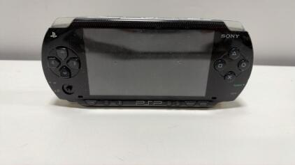 Sony PSP-1001 Handheld Console, Black, 4.3" LCD, Wi-Fi, UMD, Serial SU2883030, Battery Included