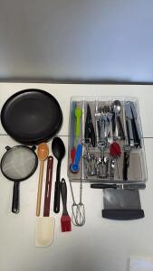 39+-Piece Kitchen Utensil & Cutlery Set with Organizer, 6 Black Plates, Stainless Steel Tools