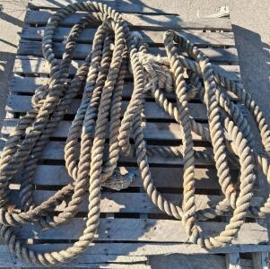 Heavy-Duty 3-Strand 1.5" Twisted Rope, Natural Fiber, Industrial/Marine Grade