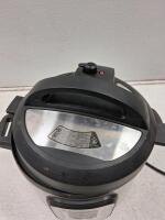 Instant Pot (Turns On) - 3