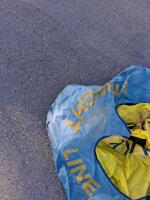 Sportsstuff Inflatable Towable Water Tube with Tow Rope, Blue/Yellow - 2