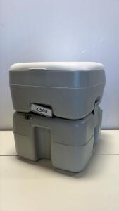 Vingli Portable Camping Toilet, 5.3 Gal Waste Tank, 3 Gal Fresh Water, Piston Pump Flush