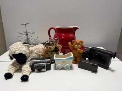 Misc Lot: Bell & Howell T20 XL Super 8 Movie Camera, 8.5-30mm Zoom Lens, Macro, With Cap