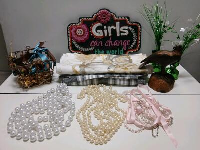 Home Decor Lot &ndash; Table Runners, Placemats, Pearl Necklaces, Bird Sculpture, Wall Plaque, Basket