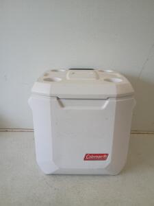 Coleman 60-Quart Wheeled Cooler, White, 4 Cup Holders, Telescoping Handle