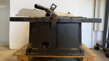 Central Machinery 10" Table Saw 62781, 2.5 HP, 120V, Blade Guard, Fence, Miter Gauge Included