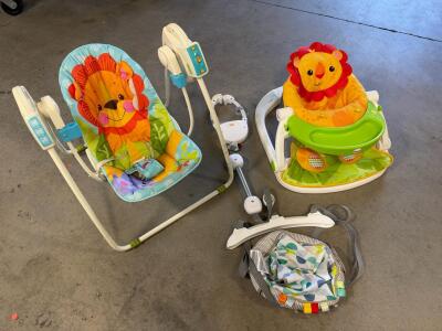 Fisher-Price Sit-Me-Up Floor Seat Lion & Open Top Take-Along Swing, Baby Bouncer Bundle