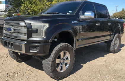 2015 FORD F-150 - 4X4!