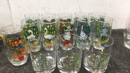 (14) Decorative Glass