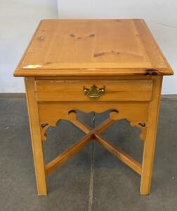 Solid Pine Wood End Table, Traditional Style, 1 Drawer, Brass Handle, 26x22x22&rdquo;