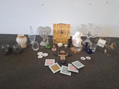 Mixed Decorative Collectibles & Glassware Lot &ndash; 20+ Items, Various Materials & Styles