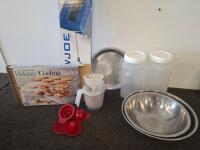 Large Mixed Kitchen and Household Item Lot, Baking Racks, Colander, Containers, Utensils, Gloves, snow peel and more - 4