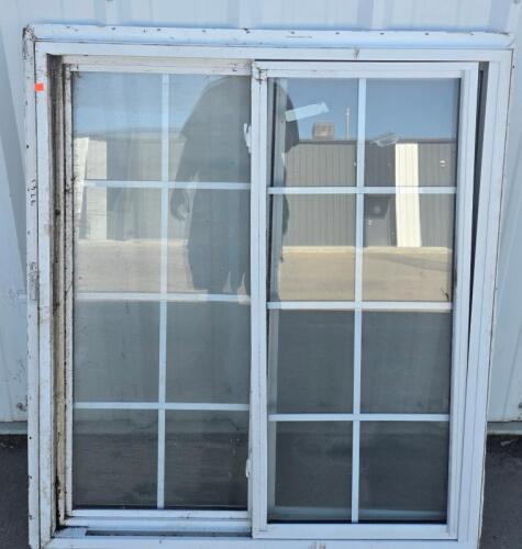 Vinyl Sliding Window, Double Pane, Colonial Grids, Screen Included, White Frame