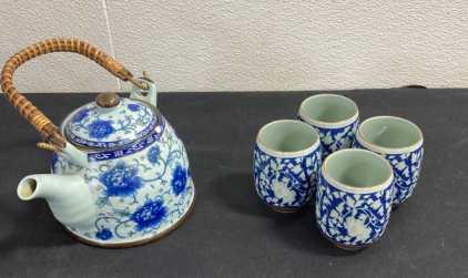 Rare Japanese Tea Pot w/ (4) Small Cups - Marked