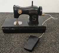 Nintendo Wii Balance Board RVL-021 and Singer Chainstitch Toy Sewing Machine with Foot Pedal - 4