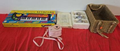 Fujifilm Instax Mini 7S Instant Film Camera, Pink, with Case and Strap