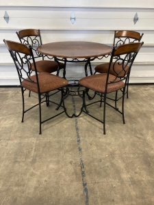 Table With (4) Chairs