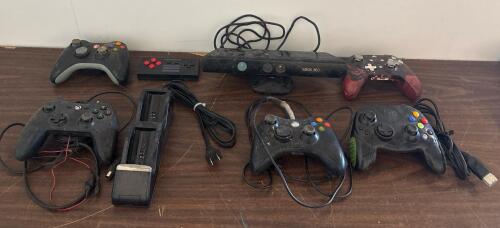 Xbox 360 Kinect Sensor, 5 Controllers (Wired/Wireless), Dual Charging Dock, NES USB Controller