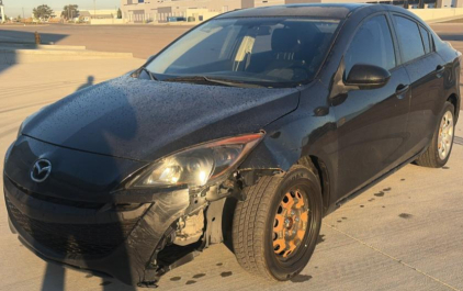 2010 MAZDA 3 SPORT - FWD!