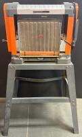 RIDGID R4331 13-Inch Thickness Planer With 3-Blade Cutterhead And Integrated Stand - 3