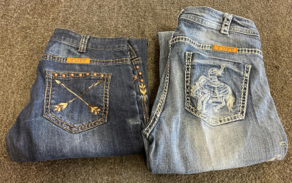 Cowgirl Tuff Co. Women's Bootcut Jeans, Size 32x33, Dark And Medium Wash, Embroidered