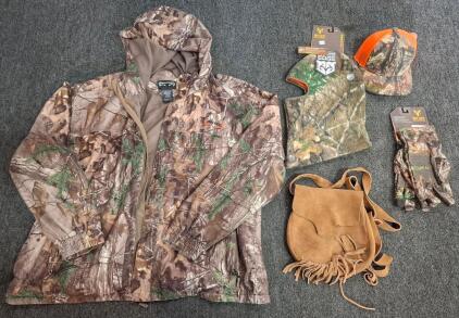 Realtree 3XL Camo Jacket, Hot Shot Gloves L, Balaclava, Cap & Suede Bag Hunting Apparel Lot