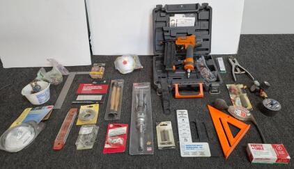 RIDGID R213BNA 18-Gauge 2-1/8 in. Pneumatic Brad Nailer with Accessories unable to test. Hardware, small hand tools ,shop hardware.