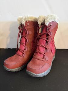 Columbia Ice Maiden II Women's Waterproof Winter Boots, Size 7.5 US, Red