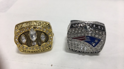 (1) 2001 New England Partriots, Tom Brady Replica Superbowl Ring - (1) 1988 San Francisco, Jerry Rice Replica Superbowl Ring. Please Inspect