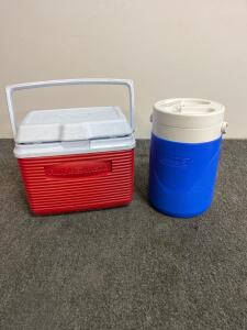 Rubbermaid 22L Cooler & Coleman 1-Gallon Beverage Jug Set &ndash; Insulated, Portable, Red/Blue