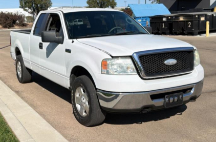 2007 FORD F-150 - 4X4! REAR BENCH SEATS!