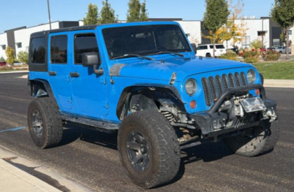 2011 JEEP WRANGLER - AFTERMARKET INFOTAINMENT CENTER!