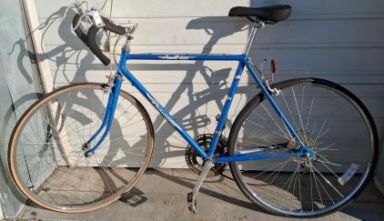 Panasonic Sport 500 Road Bike, Blue, Steel Lugged Frame, 27" Wheels, 10-Speed, Japan