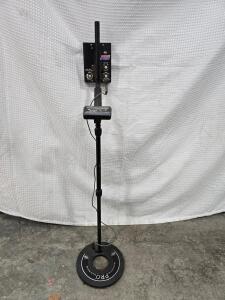 Untested White's IDX Pro VLF Metal Detector, Black Max 950 9.5&rdquo; Coil, LCD Target ID, USA, SN: 1101-0298-102