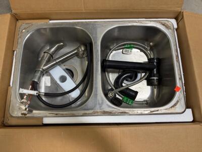Double Bowl Stainless Steel Kitchen Sink w/ Pull-Out Faucet, Plumbing, 33"x22" Topmount