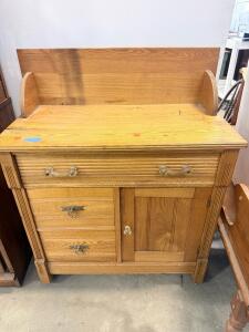 Vintage Wooden Sideboard with 3 Drawers and 1 Cabinet Door, Tall Backsplash, Glass and Metal Pulls